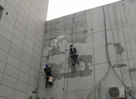 涞水楼顶漏水维修公司分享下涞水外墙防水的注意事项